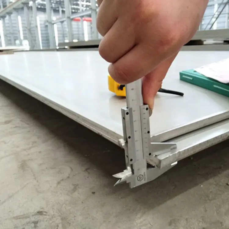 último caso de la compañía sobre Suministro de chapa de acero inoxidable para proyectos industriales en Irán